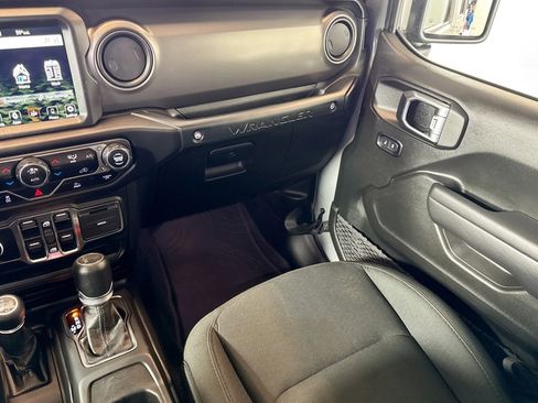 Used 2023 Jeep Wrangler Unlimited w/ 8.4" Radio Group image 21