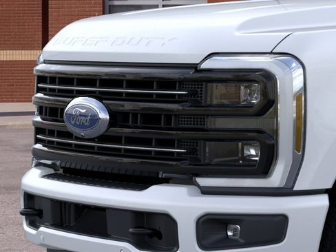 New 2026 Ford F250 Platinum w/ FX4 Off-Road Package AWD/4WD image 17