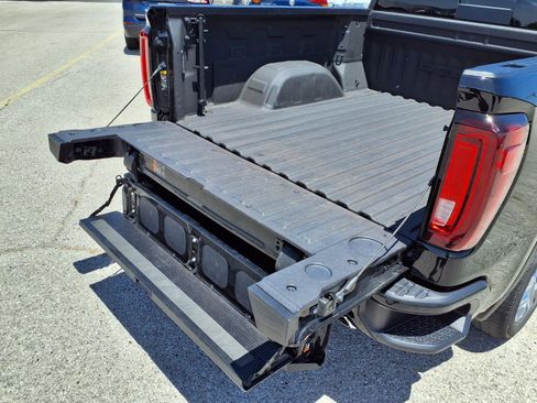Used 2024 GMC Sierra 1500 Denali w/ Denali Reserve Package AWD/4WD image 36