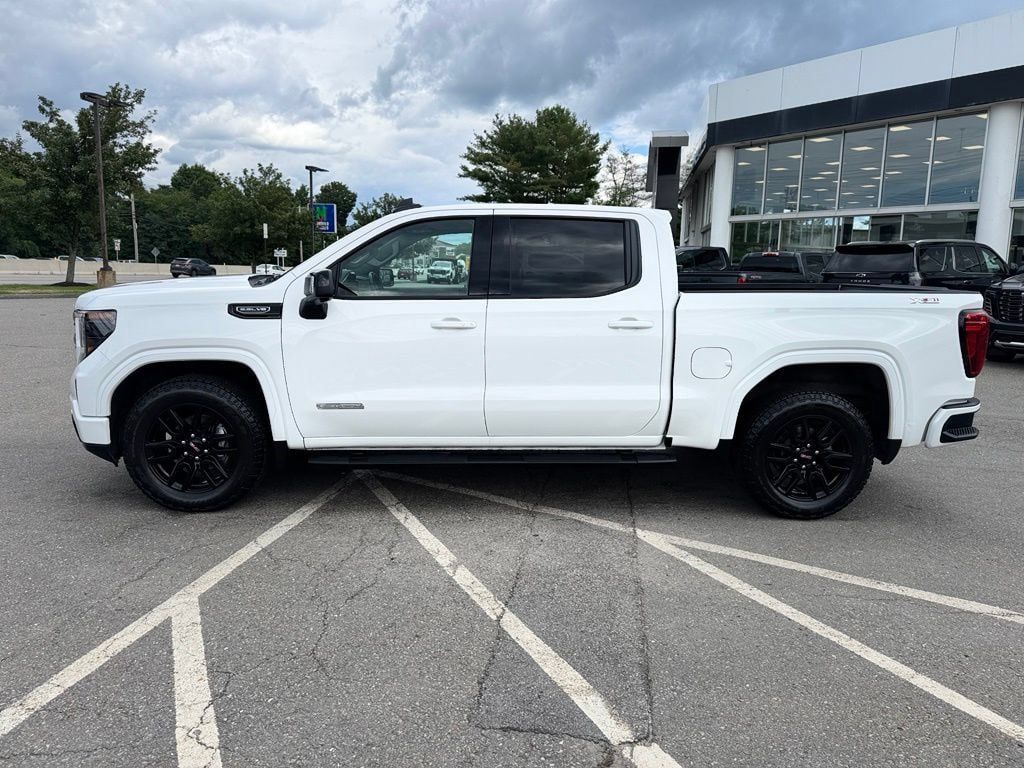 Used 2026 GMC Sierra 1500 Elevation w/ Elevation Premium Package AWD/4WD image 2