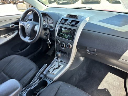 Used 2013 Toyota Corolla S FWD image 13