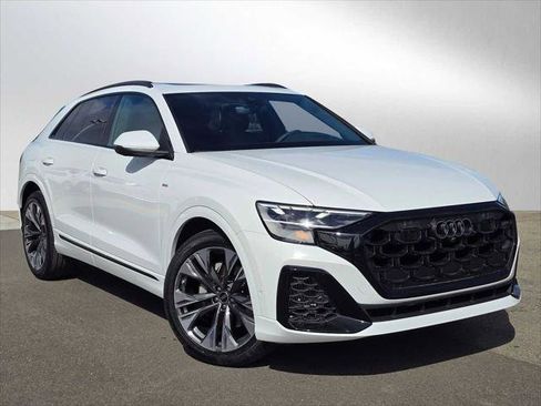 New 2026 Audi Q8 Prestige image 1