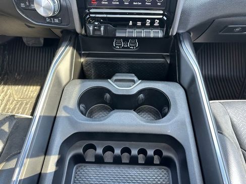 Used 2020 RAM 1500 Laramie w/ Sport Appearance Package AWD/4WD image 12