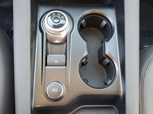 New 2026 Ford Explorer Active w/ Active Comfort Package image 32