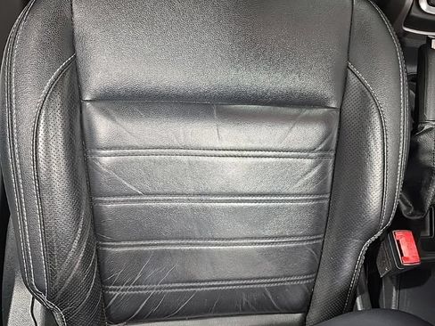 Used 2018 Ford EcoSport Titanium w/ Titanium Cold Weather Package AWD/4WD image 17