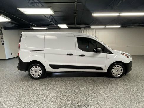 Used 2023 Ford Transit Connect XL FWD image 4