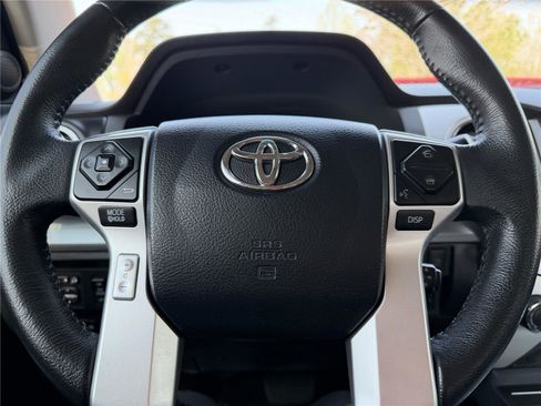 Used 2017 Toyota Tundra Platinum AWD/4WD image 13