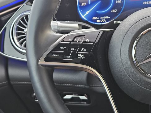 Used 2023 Mercedes-Benz EQS 580 4MATIC Sedan image 28