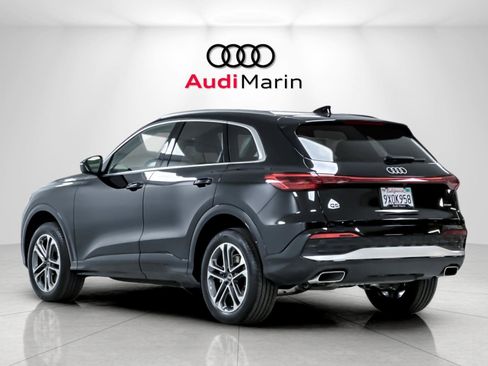 Used 2025 Audi Q5 Premium w/ Premium Plus AWD/4WD image 3
