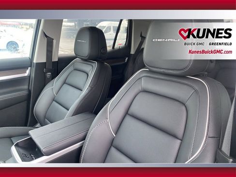 New 2026 GMC Terrain Denali w/ LPO, Floor Liner Package image 13