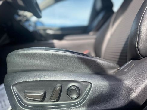 Used 2022 Toyota Camry SE image 35