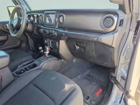 Used 2020 Jeep Wrangler Unlimited Sport S AWD/4WD image 19