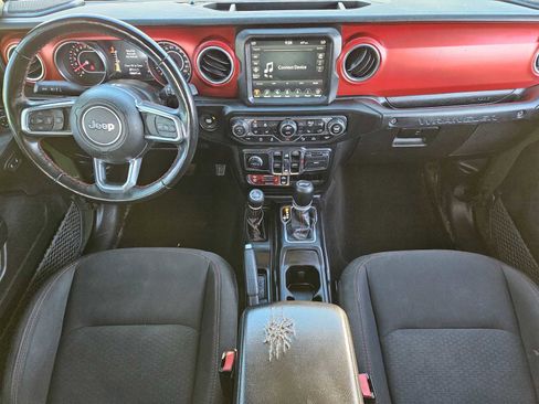 Used 2021 Jeep Wrangler Unlimited Rubicon w/ Xtreme Recon 35" Tire Package image 24