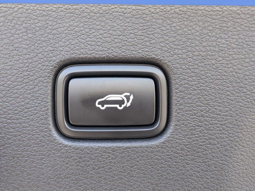Used 2026 Kia Sportage EX w/ EX Panorama Roof Package FWD image 13