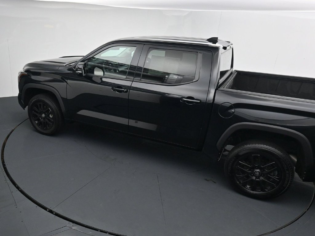 Used 2023 Toyota Tundra SR5 w/ SR5 Convenience Package AWD/4WD image 27