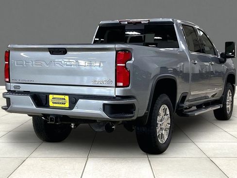 Used 2024 Chevrolet Silverado 2500 High Country w/ Z71 Off-Road Package AWD/4WD image 12