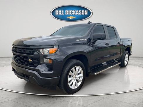 Used 2022 Chevrolet Silverado 1500 Custom image 3