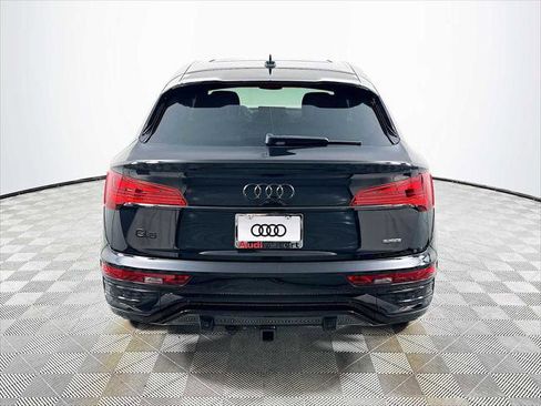 Certified 2025 Audi Q5 2.0T Premium Plus w/ Premium Plus Package AWD/4WD image 6