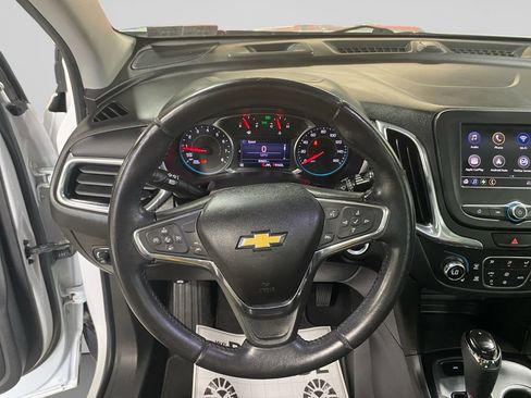 Used 2020 Chevrolet Equinox LT AWD/4WD image 23