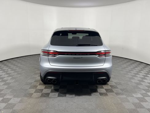 Certified 2026 Porsche Macan AWD/4WD image 6