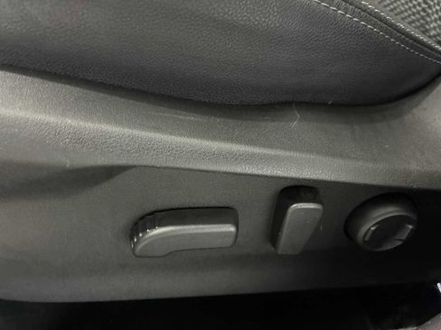 Used 2022 Subaru Forester Premium image 14