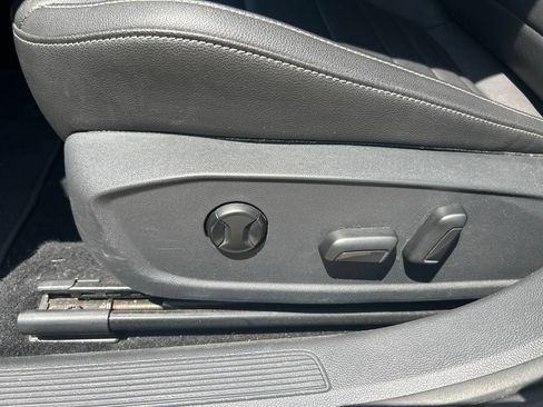 Used 2021 Volkswagen Jetta SE FWD image 17