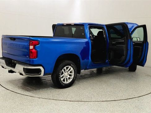 Used 2023 Chevrolet Silverado 1500 LT w/ Z71 Off-Road Package AWD/4WD image 12