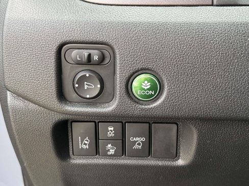 Used 2023 Honda Ridgeline Sport image 16