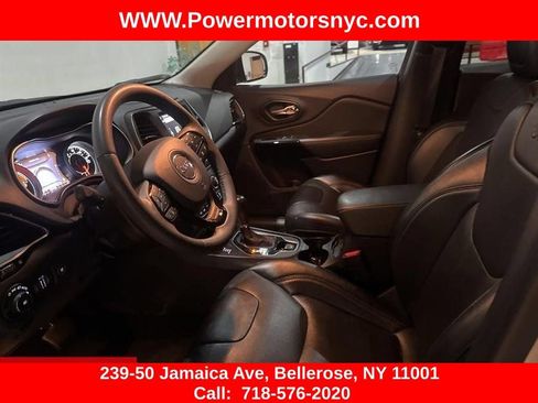 Used 2023 Jeep Cherokee Altitude Lux AWD/4WD image 27