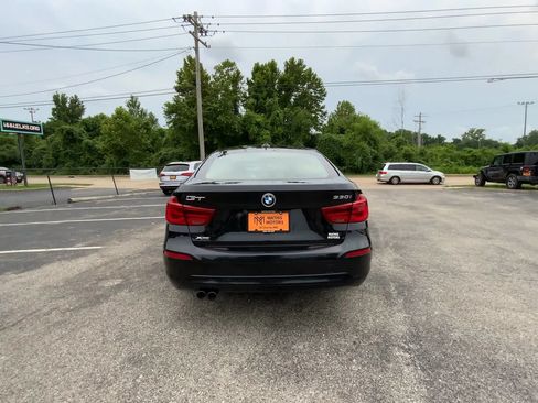 Used 2018 BMW 330i Gran Turismo xDrive AWD/4WD image 9