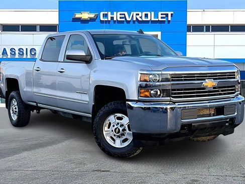 Used 2017 Chevrolet Silverado 2500 LT image 1
