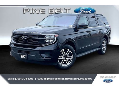 Used 2025 Ford Expedition Max Active AWD/4WD image 9