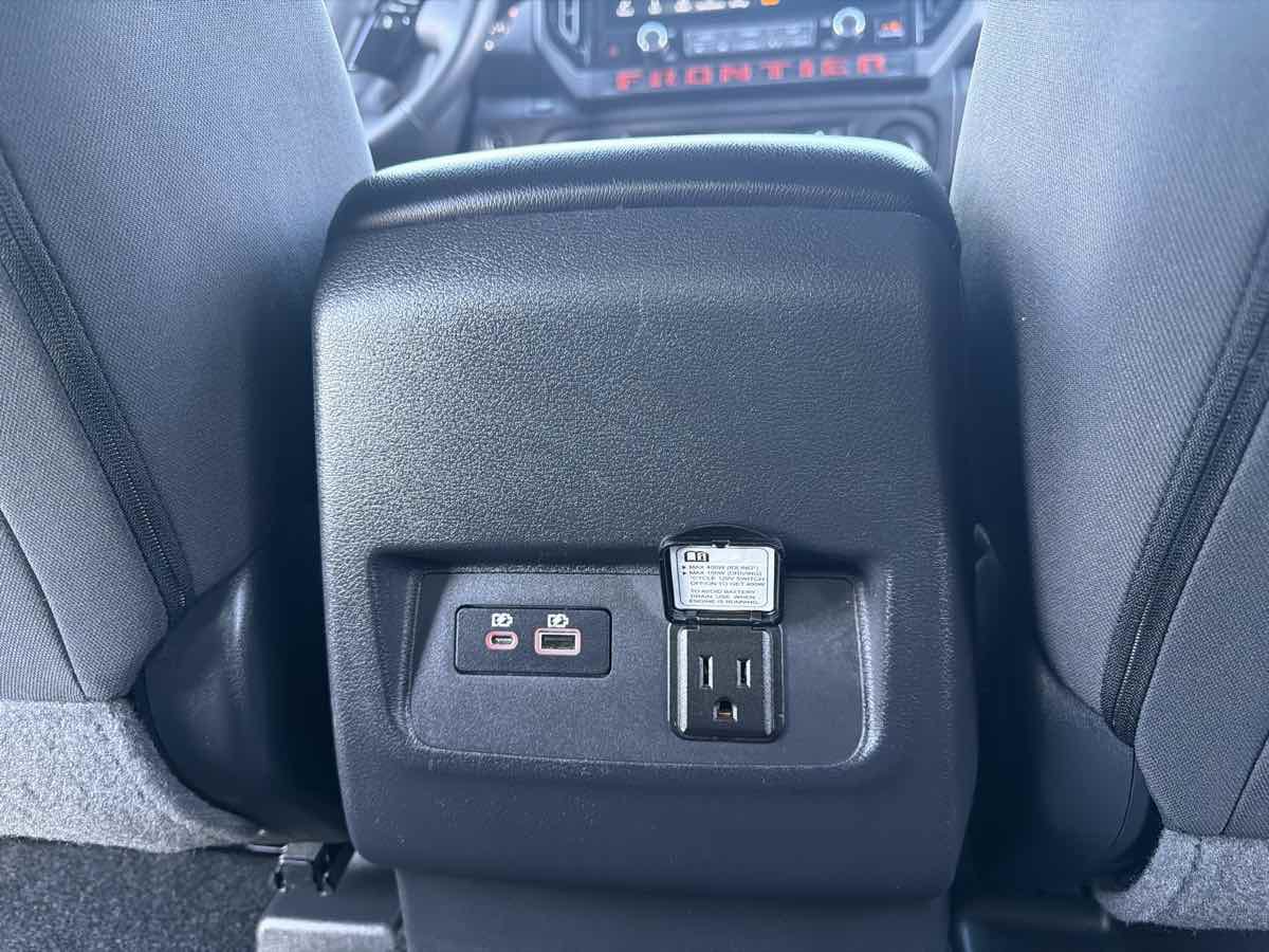 Used 2025 Nissan Frontier Pro-X w/ Pro Convenience Package RWD image 40