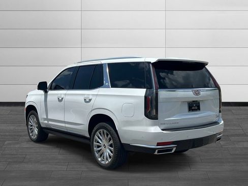 Used 2024 Cadillac Escalade Premium Luxury Platinum AWD/4WD image 3