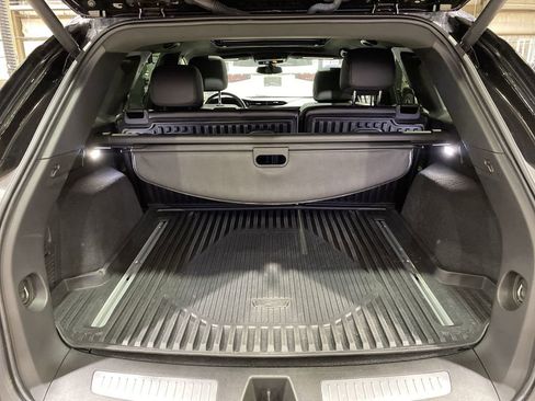 Used 2024 Cadillac XT5 Premium Luxury image 24