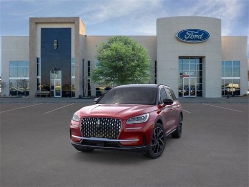 New 2026 Lincoln Corsair Reserve image 2