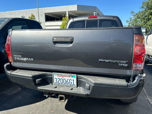Used 2012 Toyota Tacoma PreRunner w/ Convenience Pkg RWD image 5