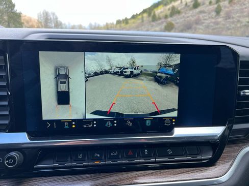 Used 2024 Chevrolet Silverado 3500 LT w/ True North Edition AWD/4WD image 23