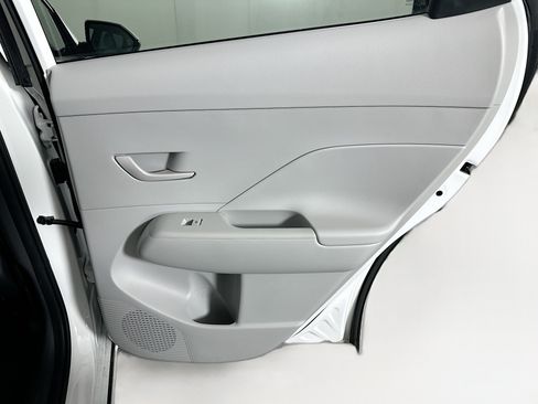 Used 2024 Hyundai Kona SEL FWD image 29