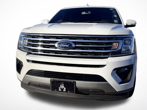 Used 2020 Ford Expedition XLT w/ Equipment Group 202A image 4
