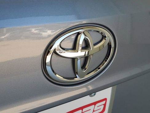 Used 2022 Toyota Highlander Platinum AWD/4WD image 9