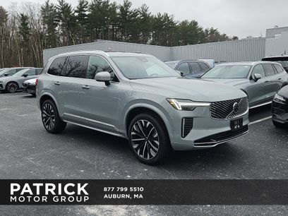 New 2026 Volvo XC90 B6 Plus w/ Protection Package Premier