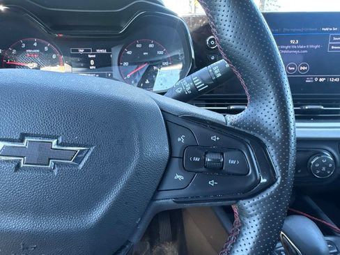 Used 2024 Chevrolet Trax RS w/ Driver Confidence Package FWD image 16