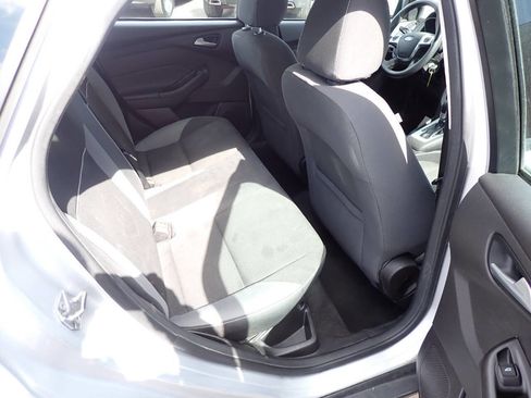 Used 2014 Ford Focus SE image 10