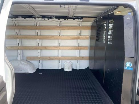 Used 2024 Chevrolet Express 2500 w/ Driver Convenience Package RWD image 12