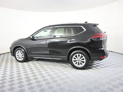 Used 2018 Nissan Rogue SV w/ Sun & Sound Touring Package AWD/4WD image 3