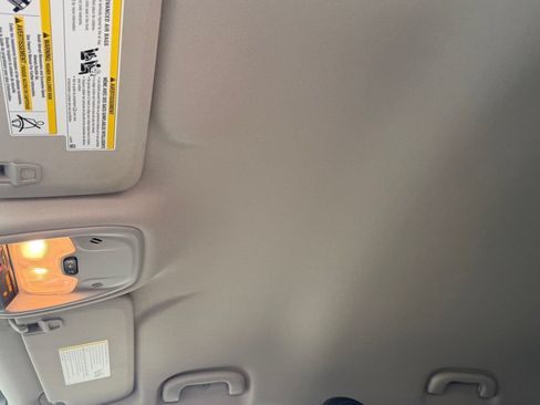 Used 2024 Buick Encore GX Preferred FWD image 30