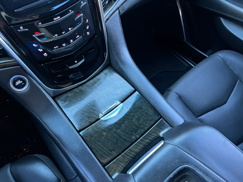 Used 2016 Cadillac Escalade ESV Platinum AWD/4WD image 12