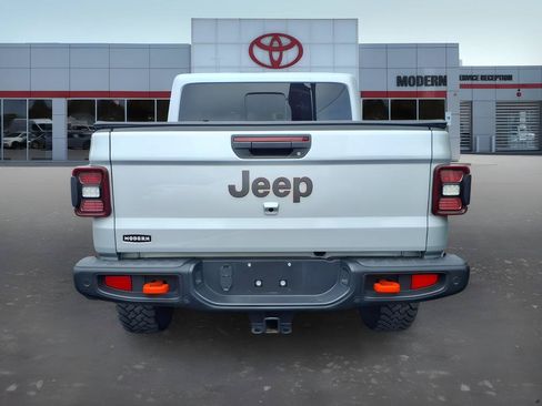 Used 2024 Jeep Gladiator Mojave AWD/4WD image 5