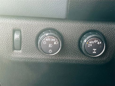 Used 2021 Chevrolet Colorado Z71 image 10